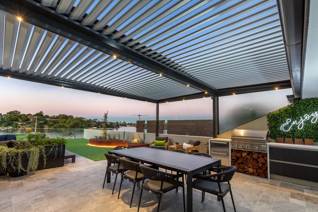 Alluva covering entertainment area